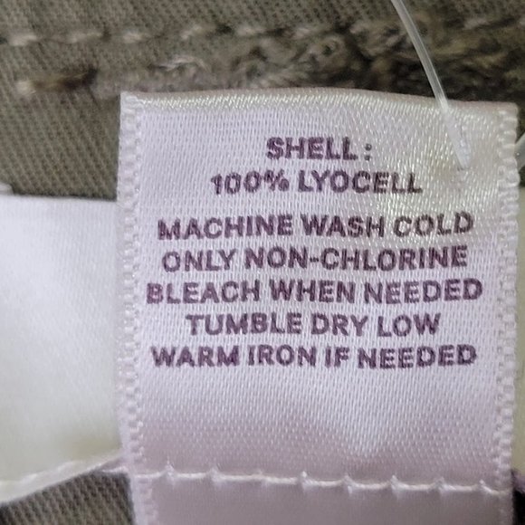 NWT Loft Belted Green Shorts, Size 10 - Picture 5 of 5